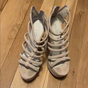 Size 5 nude platform wedges